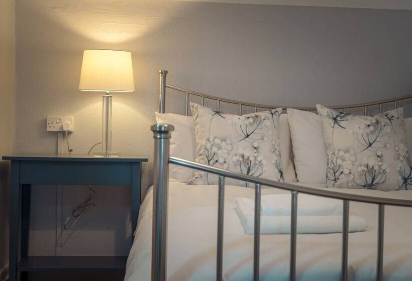 Номер Стандарт Совместная Ванная, Anabelle's Guest House