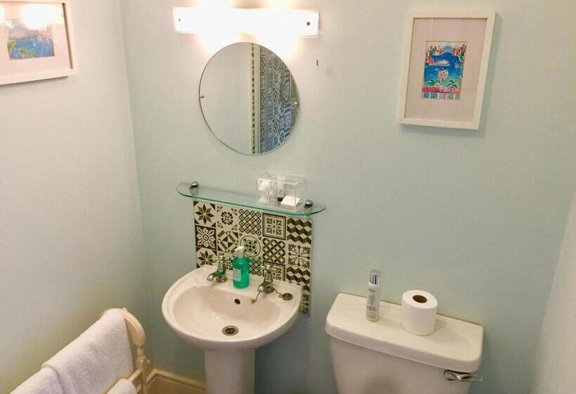 Номер Стандарт, Derrin Guest House