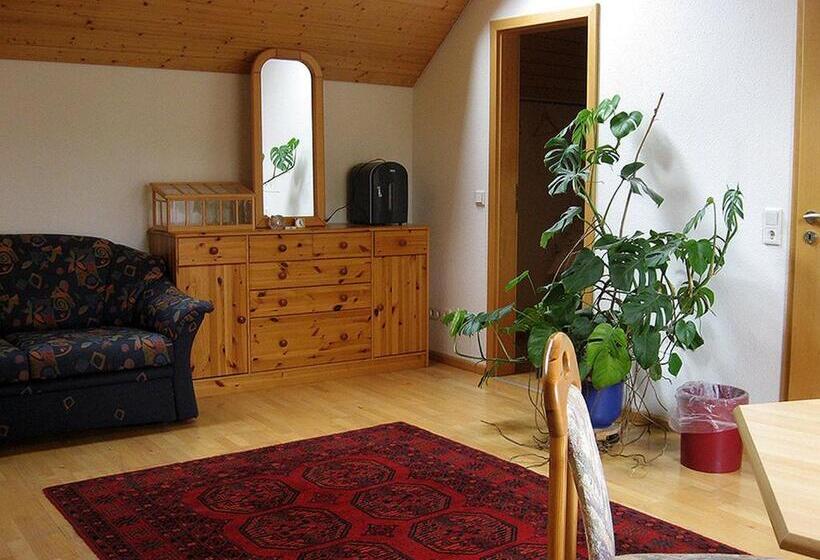패밀리 룸, Die Sprachpension   The Language Guesthouse
