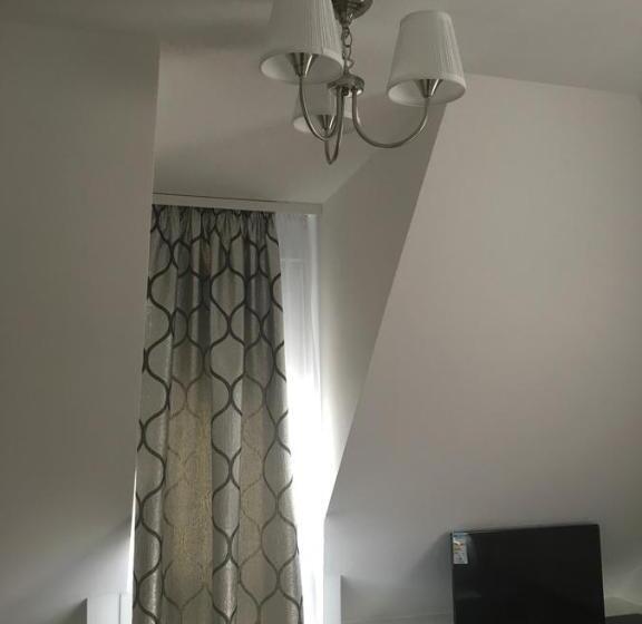 Apartamento Dúplex 1 Dormitório, Merkel Villa Apartamente