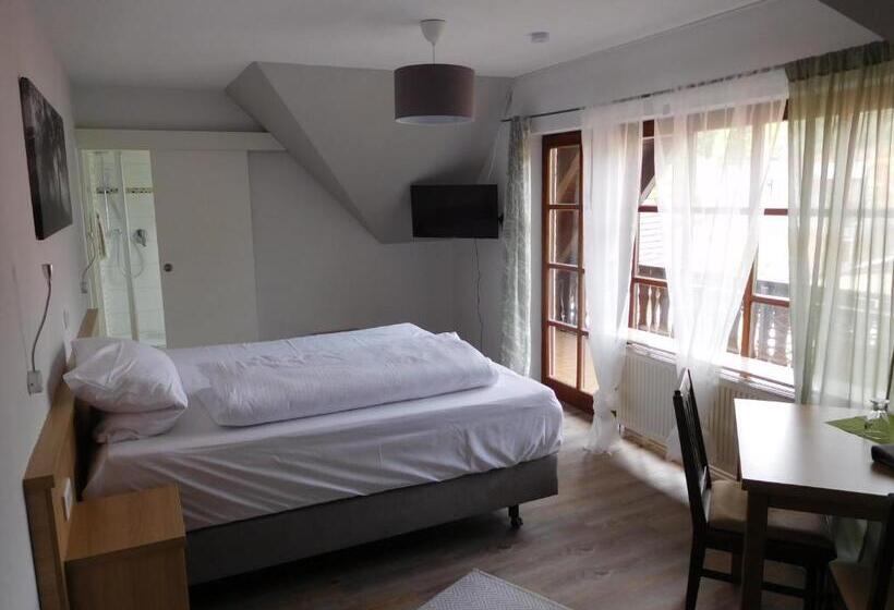 Номер Superior с Балконом, Inn Landgasthof Zur Gemütlichkeit