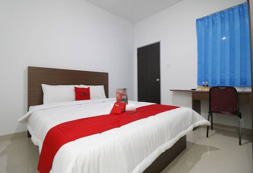 スタンダードルーム, Reddoorz Plus Near Kepri Mall