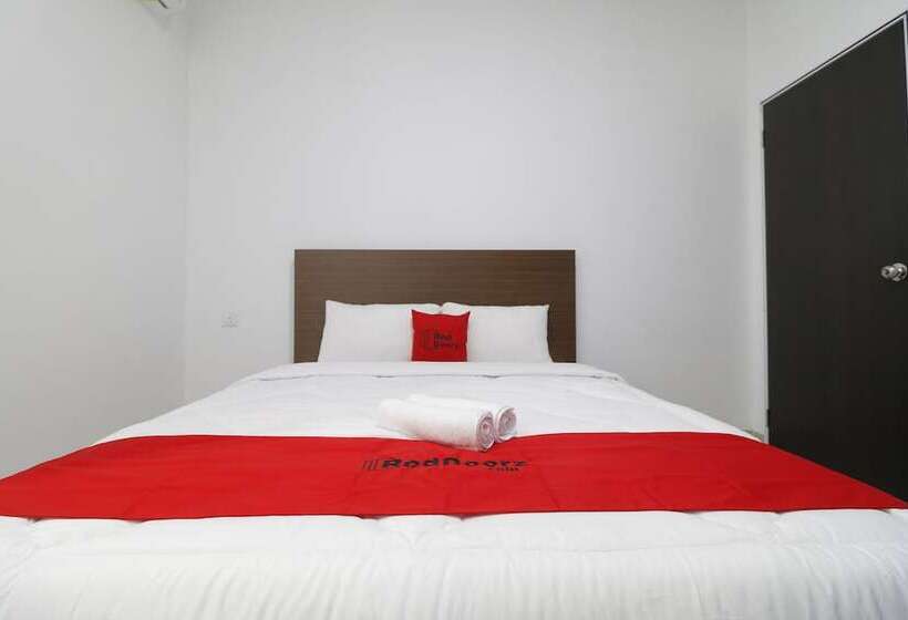 デラックスルーム, Reddoorz Plus Near Kepri Mall
