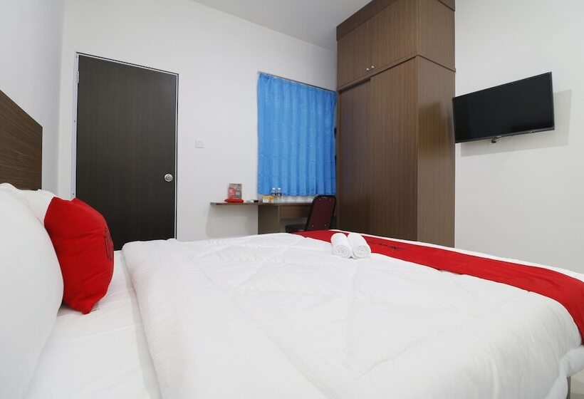 Номер Economy, Reddoorz Plus Near Kepri Mall
