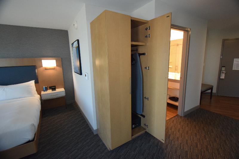 חדר סטנדרט עם מיטת קינג, Legacy Hotel At Img Academy