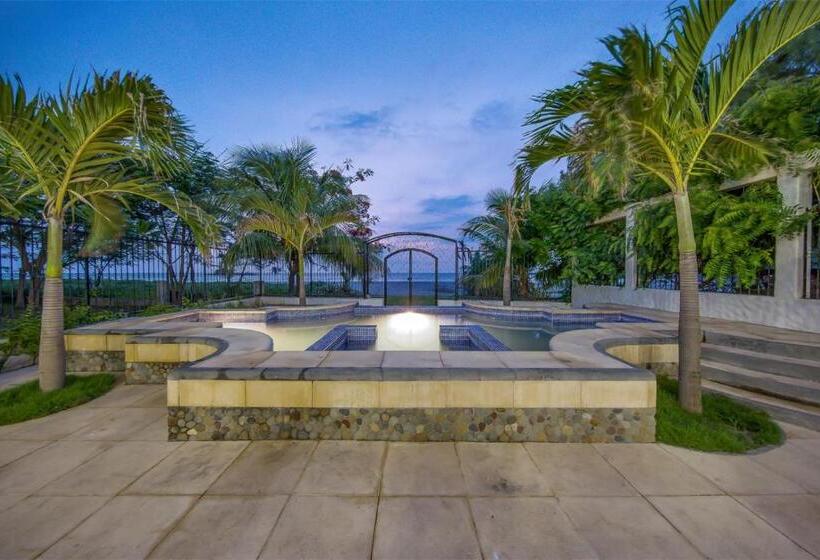 Дом 3 Спальни, Lacasa   San Juan Del Sur
