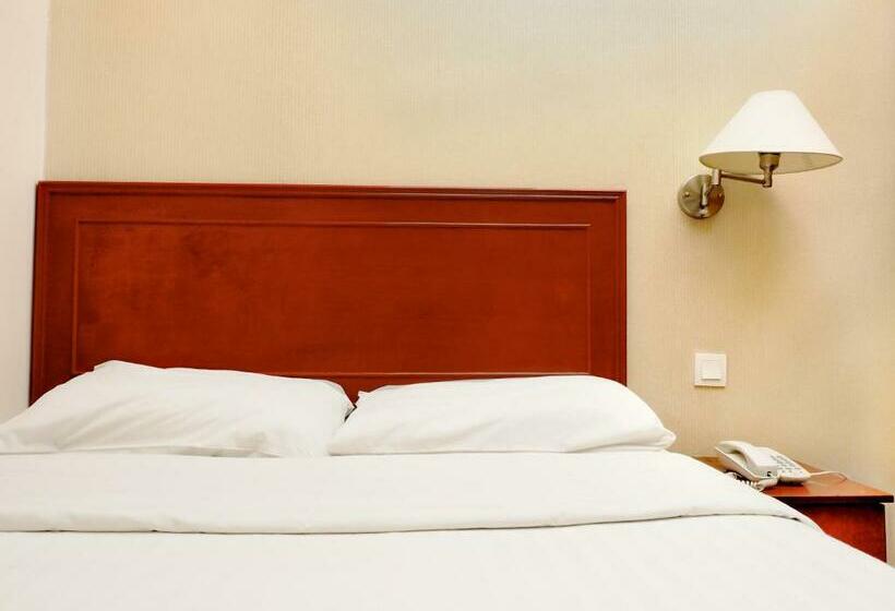 Номер Стандарт, Sun Inns Hotel Subang