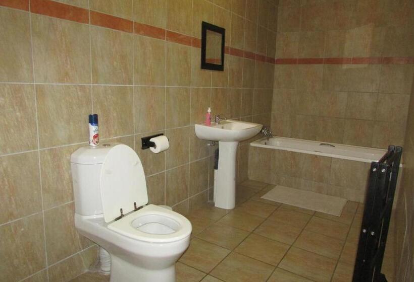 Quarto Estandar, Oasis Of Life Guest House