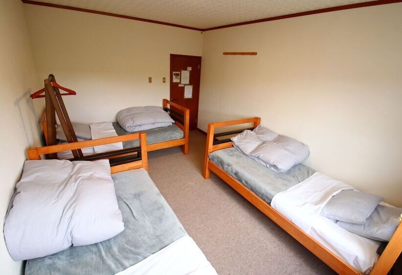 اتاق استاندارد سه نفره, Guesthouse Kinzaza