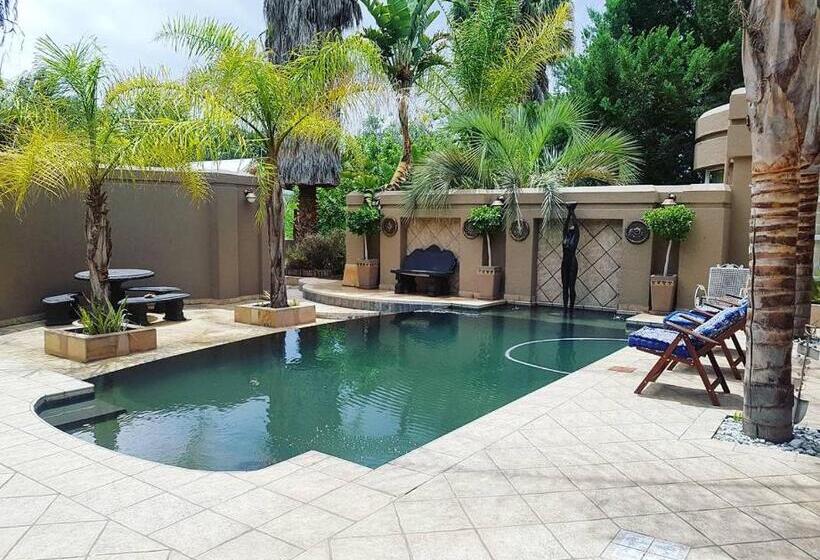 Номер Стандарт, Oudtshoorn Guest House