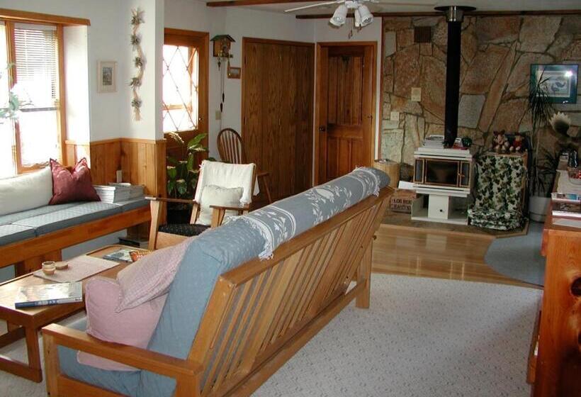 자쿠지 스위트, Alaska Chalet Bed & Breakfast