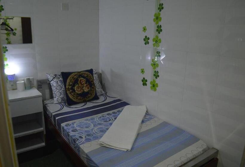 اتاق استاندارد یک نفره, United Co Operate Guest House