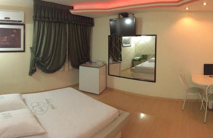 스탠다드 룸, Motel Monza