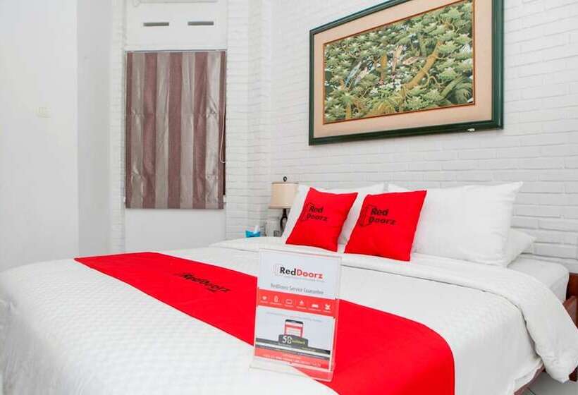 Номер Стандарт, Reddoorz Plus Near Dago Pakar