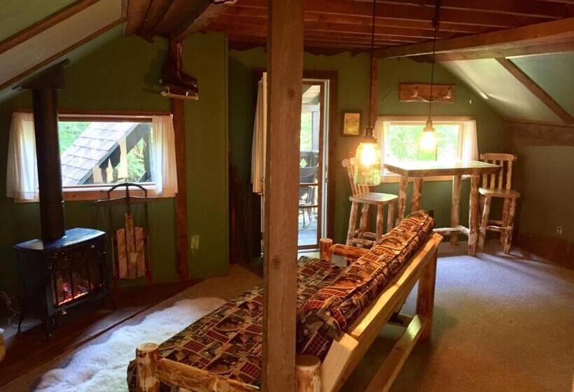 חדר דחוקס עם מיטת קינג, Grunberg Haus Inn & Cabins