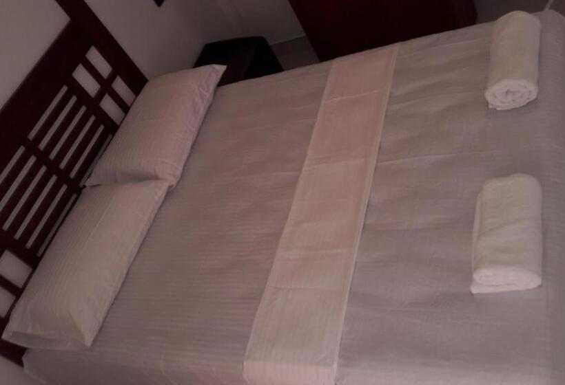 اتاق لوکس با بالکن, Risenlak Holiday Resort
