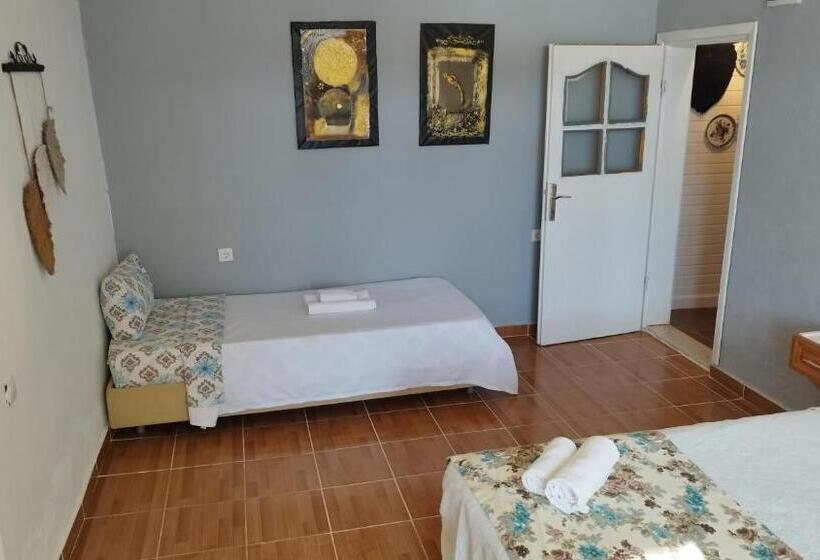 Апартаменты 1 Спальня Вид на Сад, Cemils Guest House