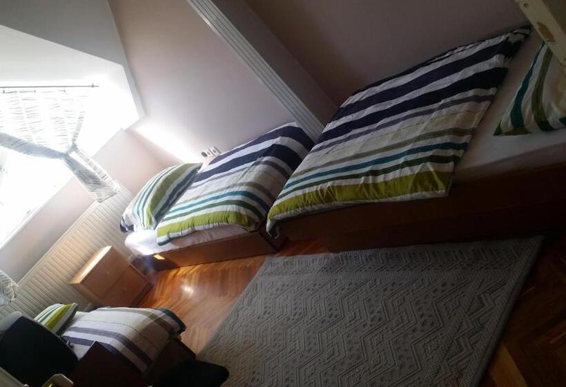 Номер Стандарт Трехместный, Horváth Apartmanház