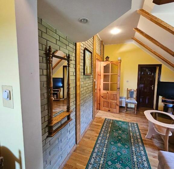 Номер Стандарт Трехместный, Cottage Kazka Lisu