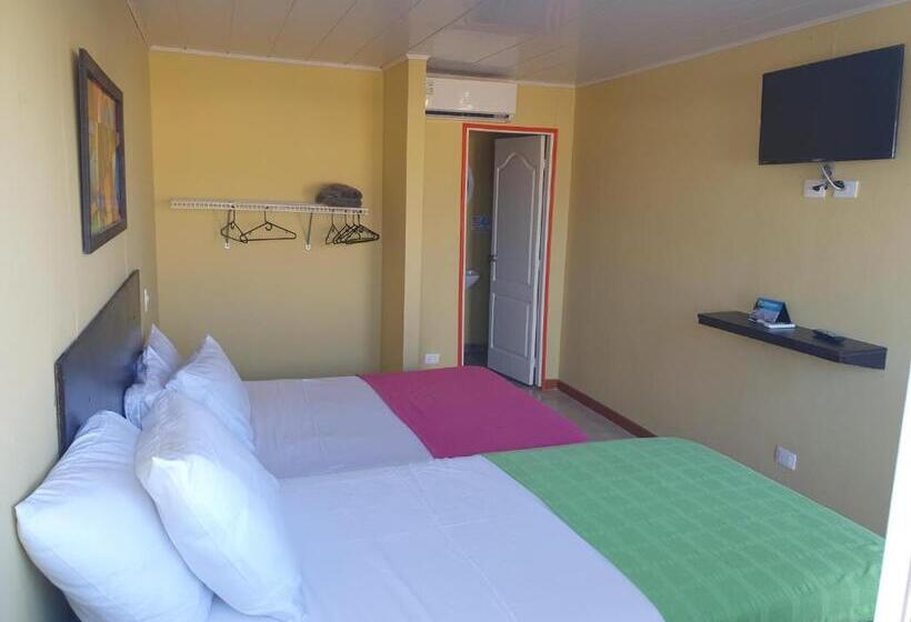 标准三人间, Victoria S Gennie Bay Village Hostal