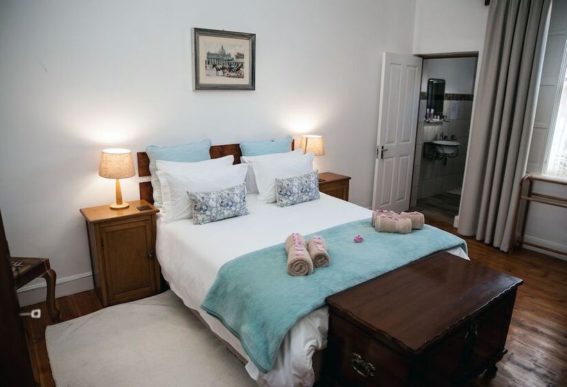Номер Стандарт, Petal S Place