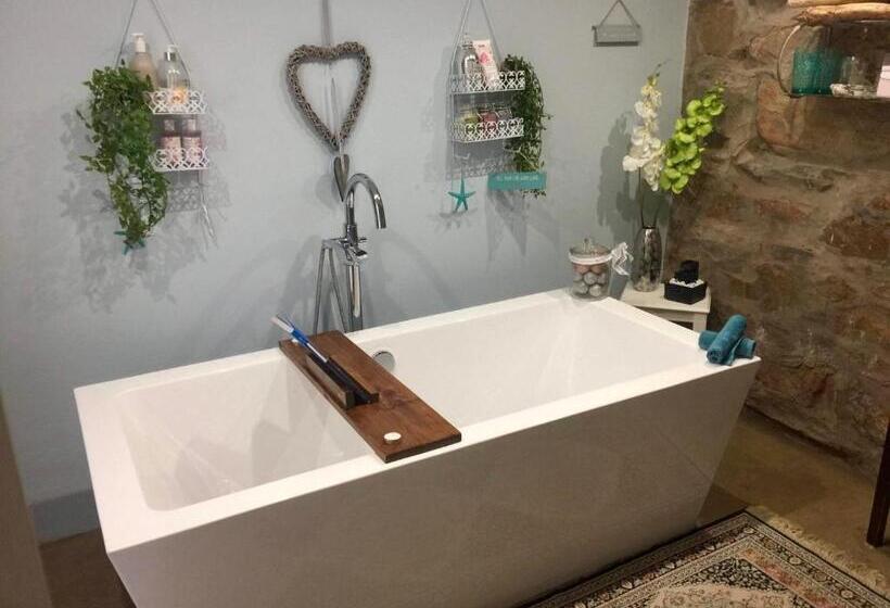 اتاق استاندارد, Betty S Boutique