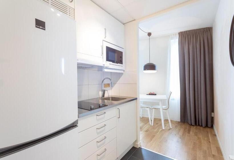 إستوديو قياسى, Apartdirect Alvsjo