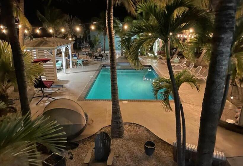 خانه 2 خوابه, Island Club Turks & Grace Bay Place