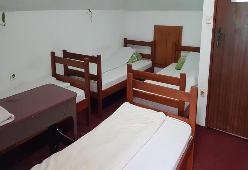 اتاق استاندارد چهار تخته, Guesthouse Meče