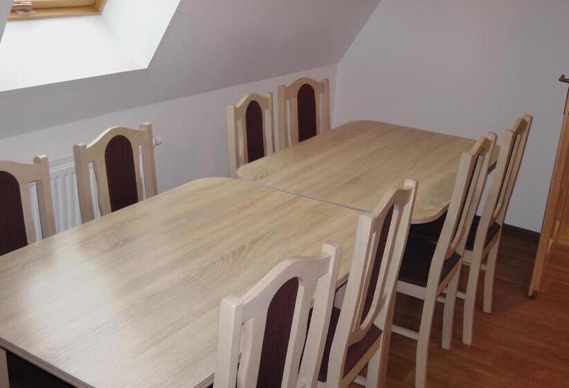 3 Bedroom Suite, Penzion Vila Machů
