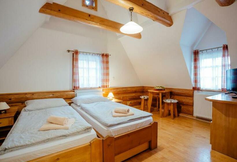 استودیوی استاندارد, Jánošíkova Valaška Hills Apartments