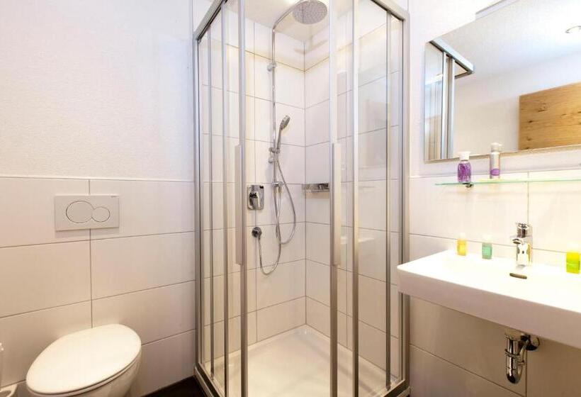 Апартаменты 1 Спальня, Nowders Apartments