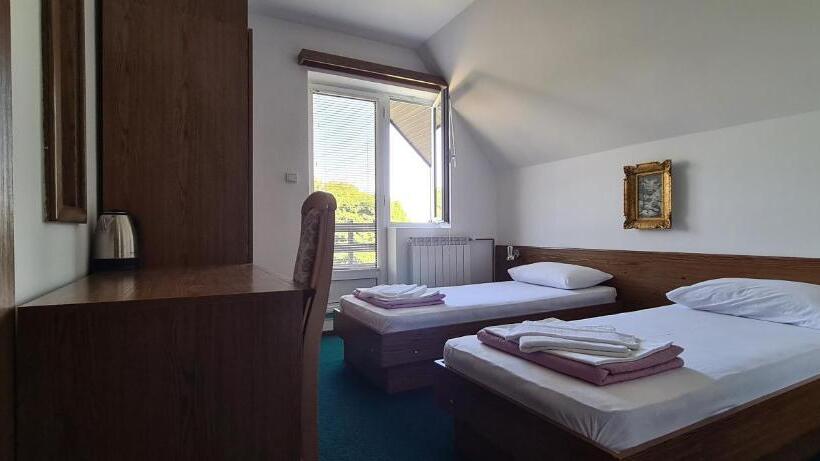 اتاق استاندارد با بالکن, Guest House Tiha Noć