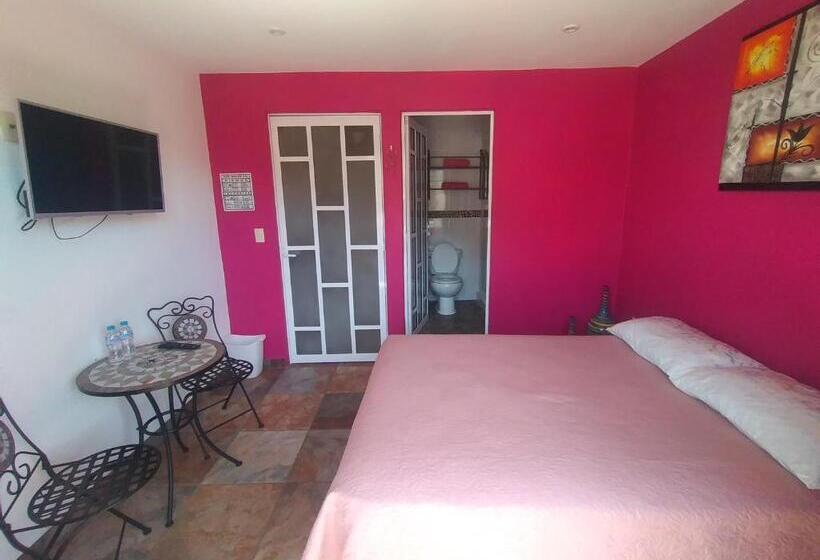 اتاق استاندارد سه نفره, Hospedaje Casa Verde