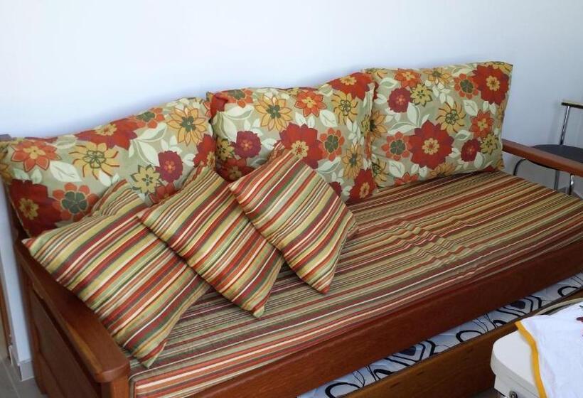 Apartamento 1 Dormitório, Casa Da Marilú