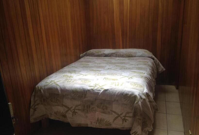 スタンダードルーム, Hostal Makea Pachuca