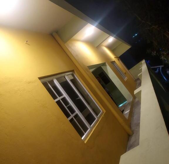基本间, Xavier Guest House