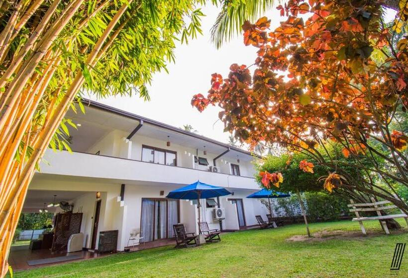 豪华洋房, Oreeka   Katunayake Airport Transit Hotels