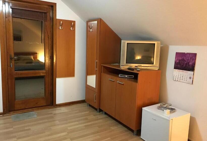 اتاق استاندارد, Casa Genesini