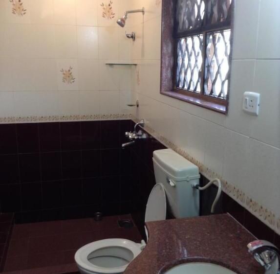 带阳台的豪华间, Minria Guest House