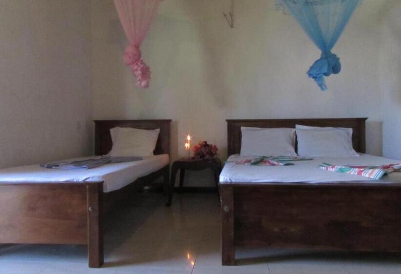 اتاق راحتی سه تخته, Rainbow Guest House