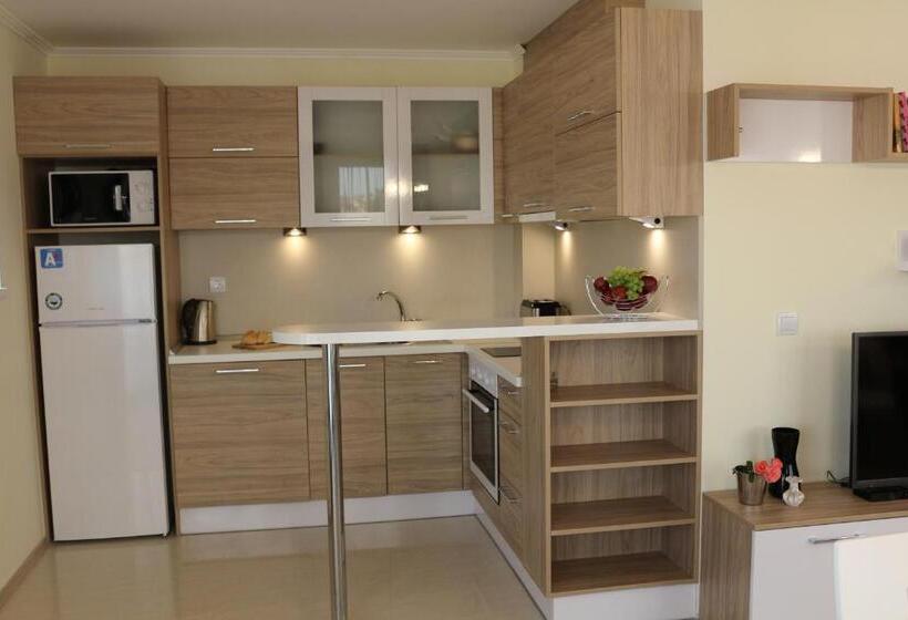 Апартаменты 1 Спальня, Vello Apartments