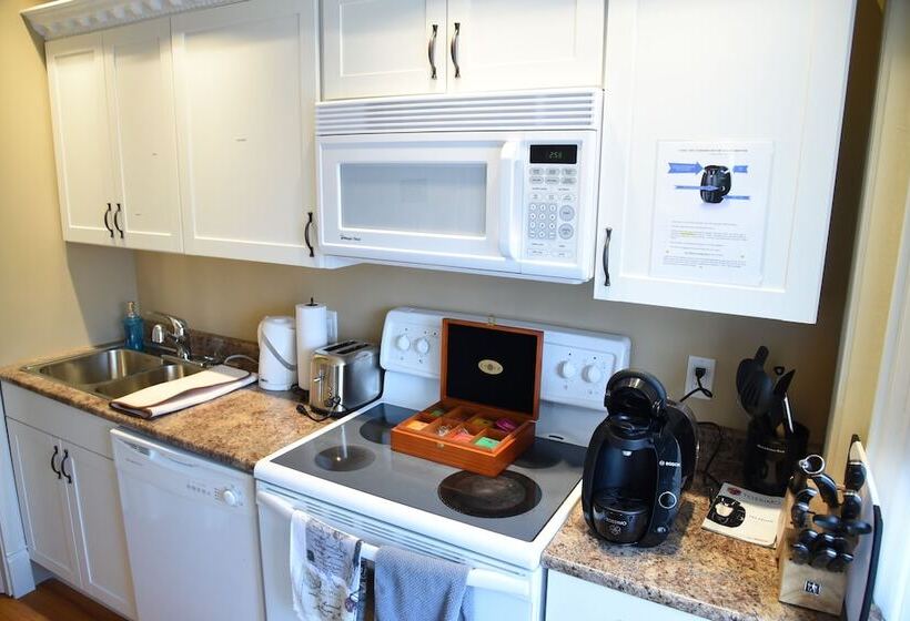阁楼套房, Noble Waterfront Suites