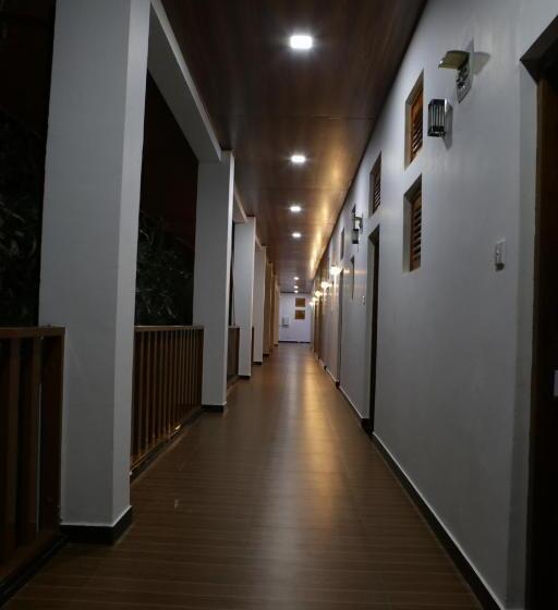 اتاق لوکس, Acme Grand Hotel Habarana