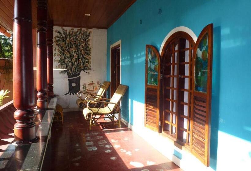 غرفة ديلوكس مزودة بشرفة, Southcanal Holidays