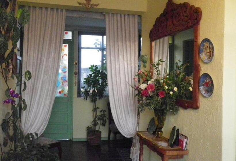 Номер Стандарт, Hostal Renoir