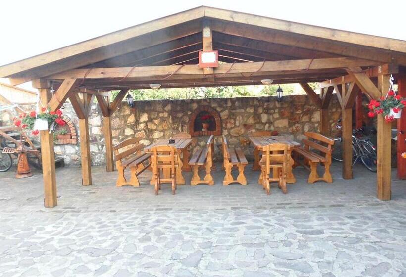 דירת חדר סופריור, Retel Vitez Vendégház