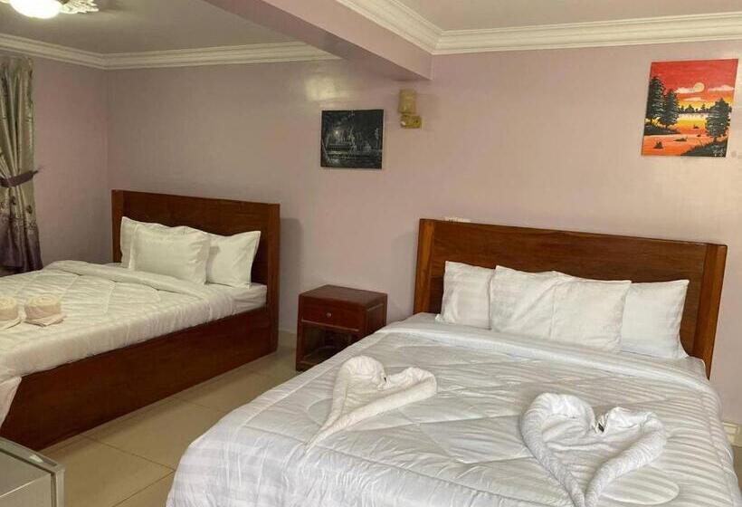 标准三人间, Avocado Guesthouse