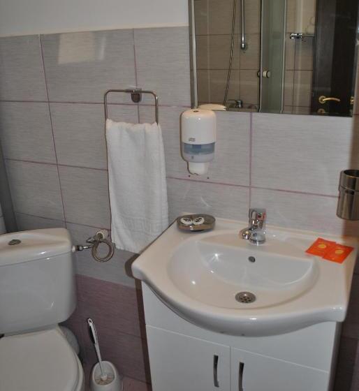 اتاق استاندارد با تخت بزرگ, Delta Marina