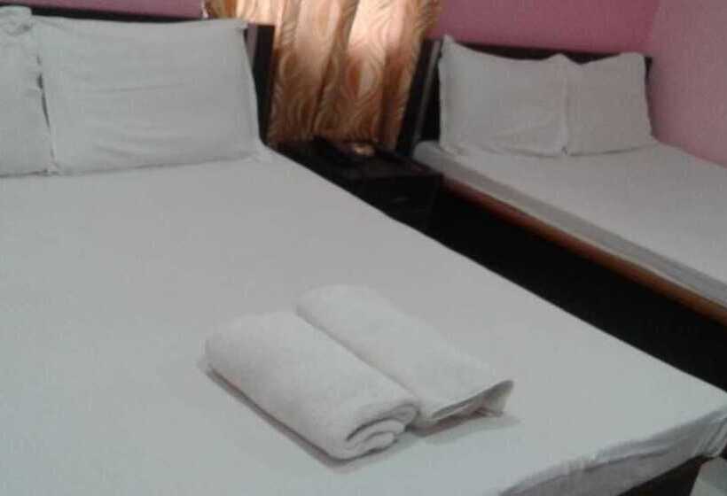 Четырехместный Номер Deluxe, Barbareek